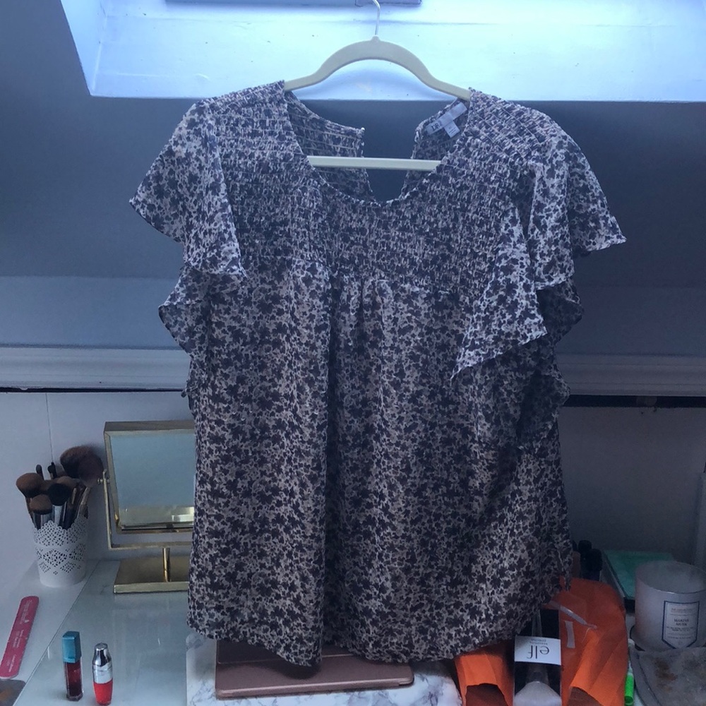 Floral top